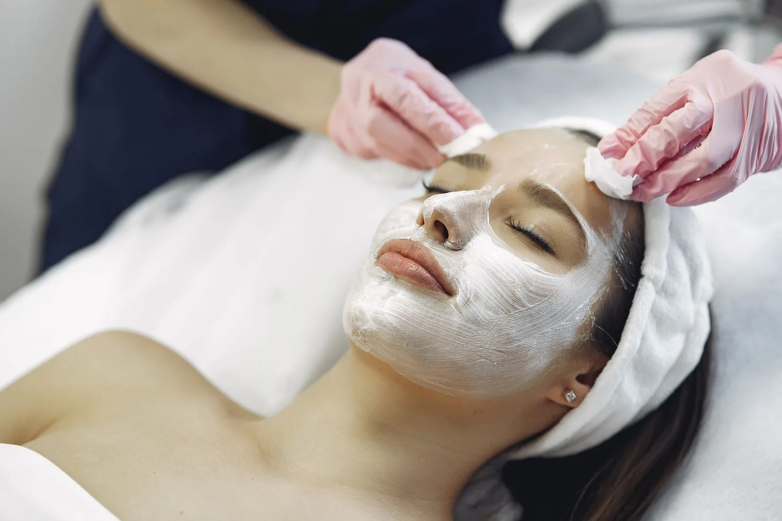 Anti-Ageing Facial at Kameleon Salon